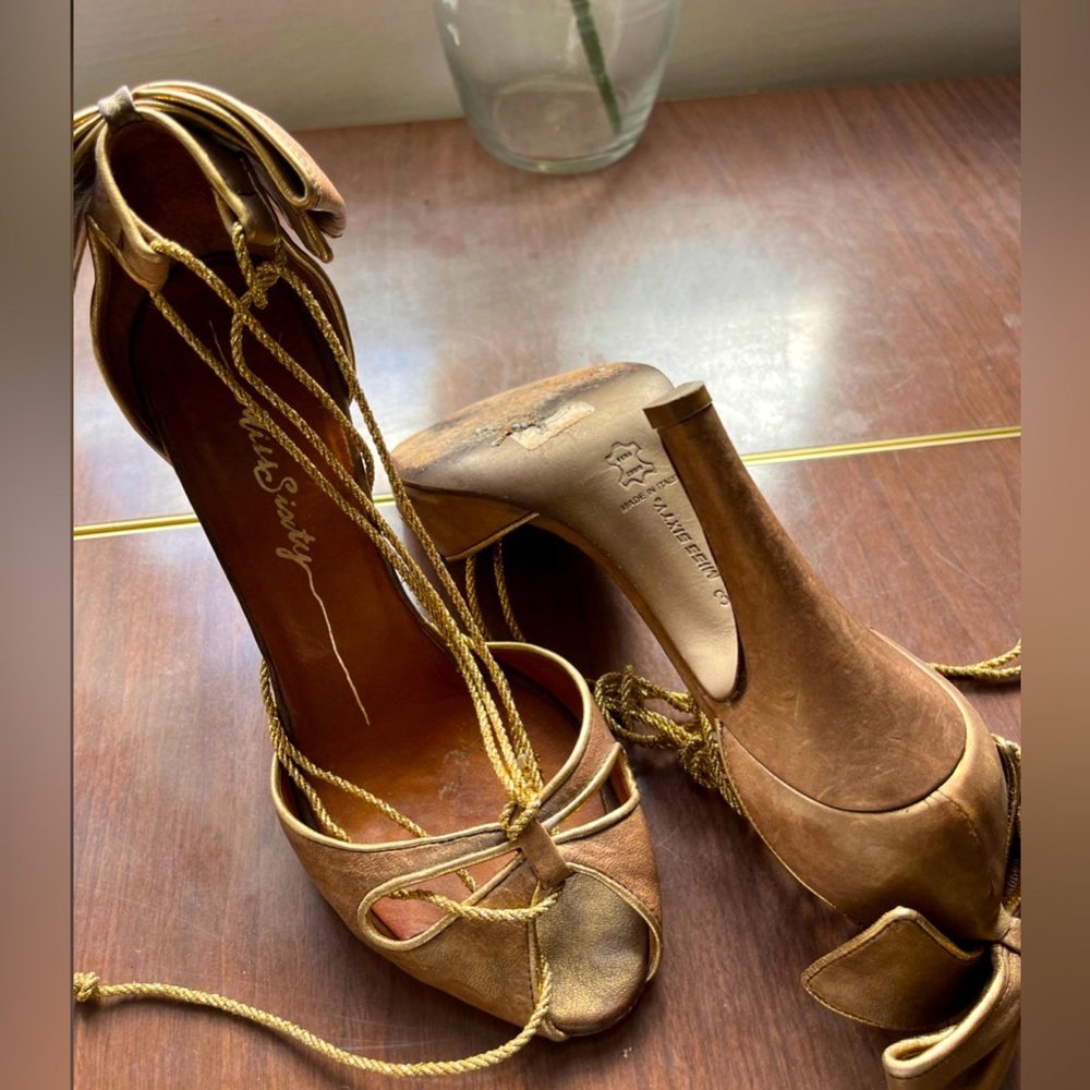 Miss Sixty pumps!